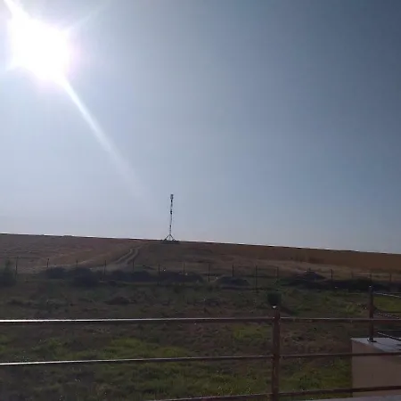 Casa Din בית הארחה 3*