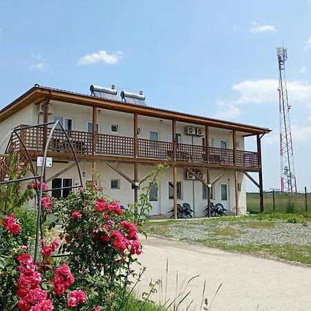 Pensiune Casa Din *