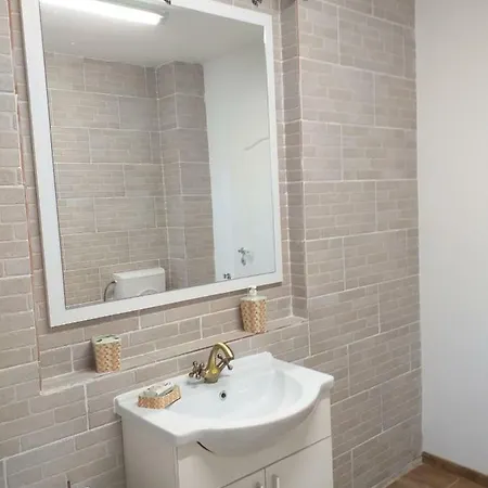 Casa Din * Corbu (Constanta)